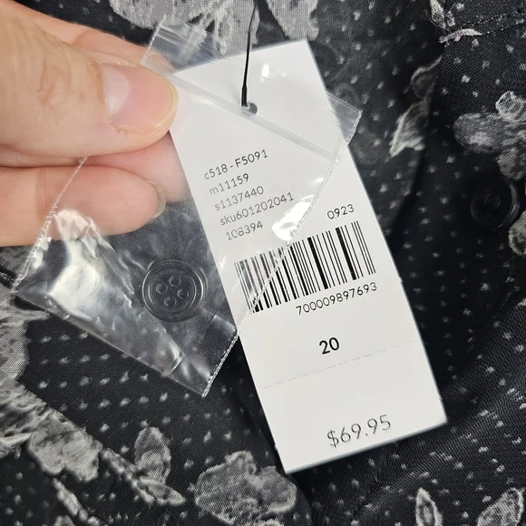 Lane Bryant #1137440 Sheer Ruffled Button-Down Chiffon Top NWT - Picture 11 of 13